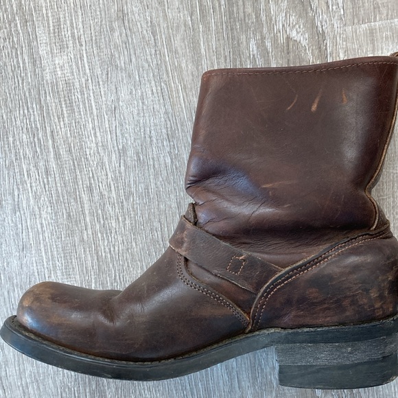 Frye boots - Picture 8 of 13